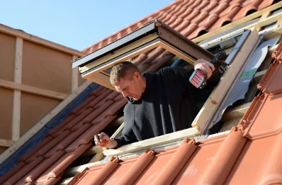 Pose de fenêtres de toit Velux à Moitron